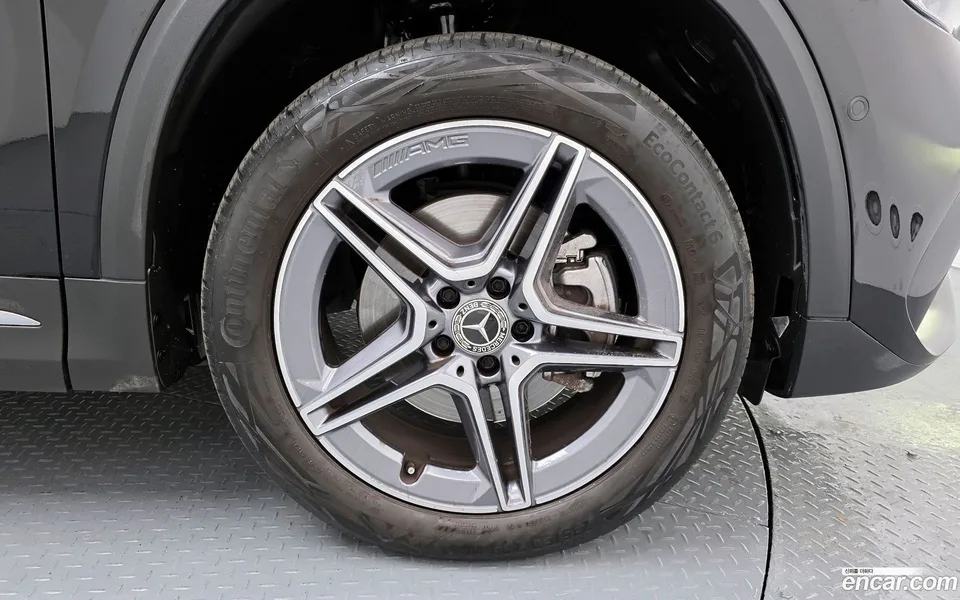 Mercedes-Benz GLA-Class GLA250 4MATIC 2023 — миниатюра 2