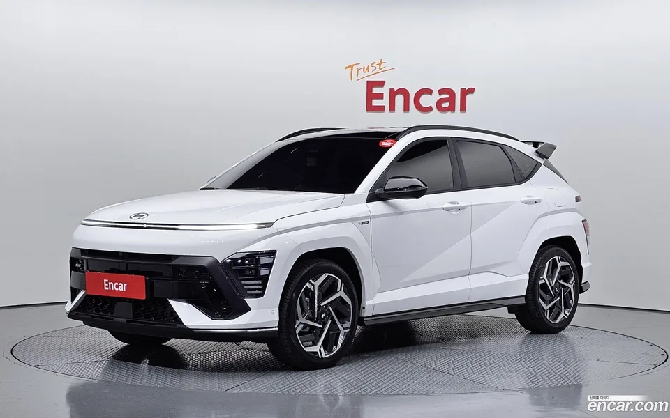 Hyundai Kona 1.6 4WD 2025 — фото 1, купить с доставкой в Москву