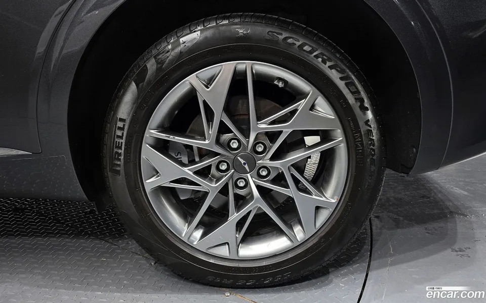 Genesis GV70 2.5T AWD 2022 — миниатюра 2