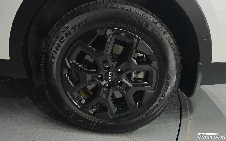 Kia Sorento HEV 1.6 2WD 2023 — миниатюра 2