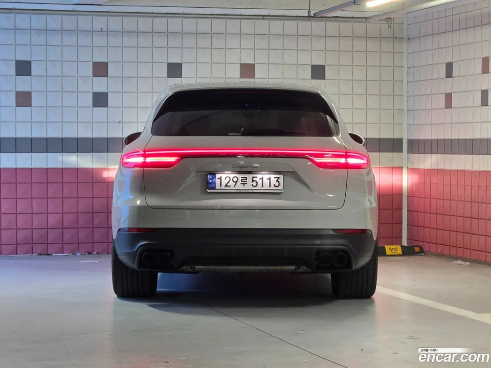 Porsche Cayenne 3.0 2023 — миниатюра 4