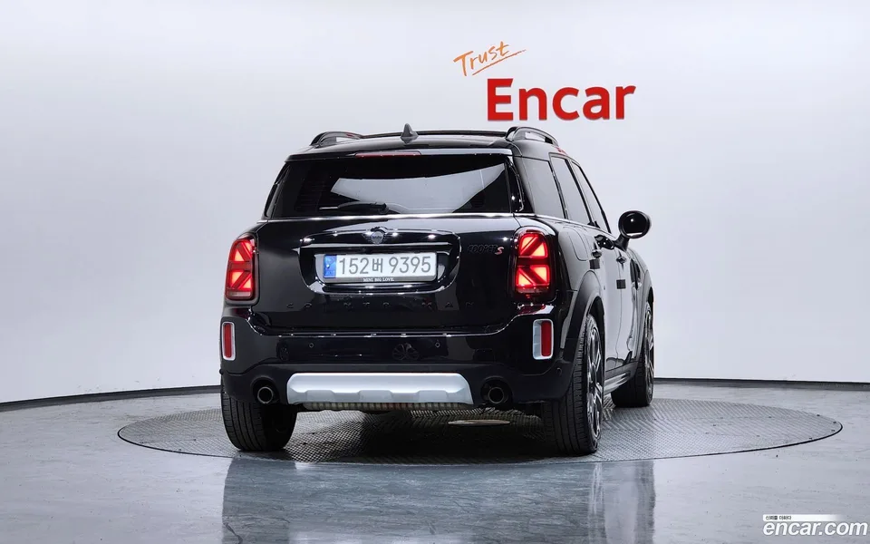 MINI Cooper S Countryman ALL4 2022 — миниатюра 4