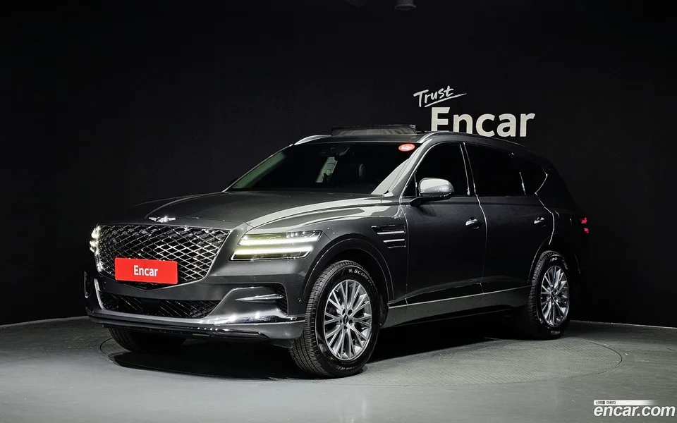Genesis GV80 2.5T 2WD 2022 — фото 1, купить с доставкой в Москву