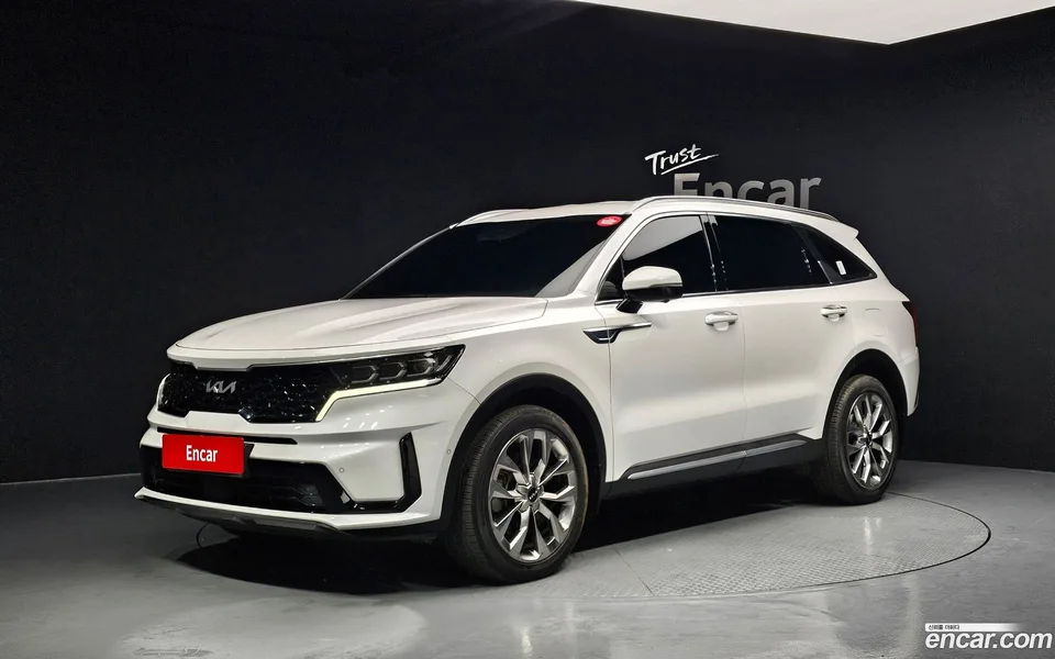 Kia Sorento 2.5T 2WD 2022 — фото 1, купить с доставкой в Москву