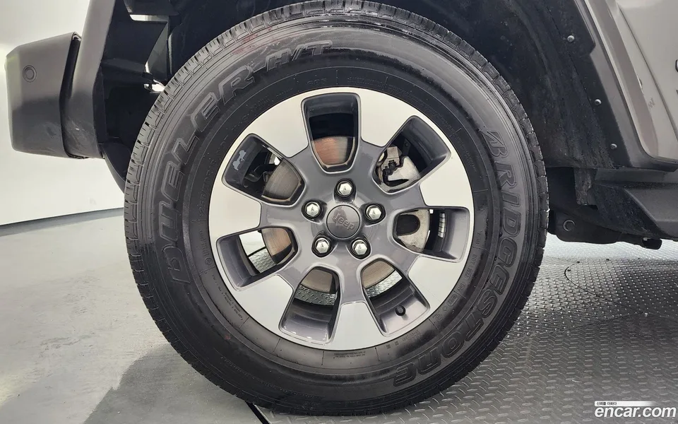 Jeep Wrangler 2.0 4 2022 — миниатюра 5