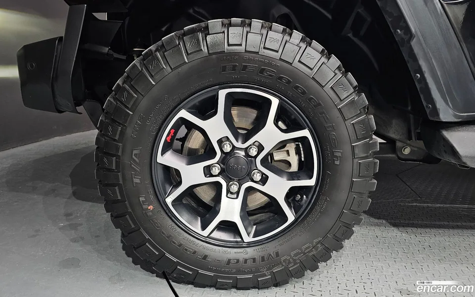 Jeep Wrangler 2.0 4 2022 — миниатюра 5