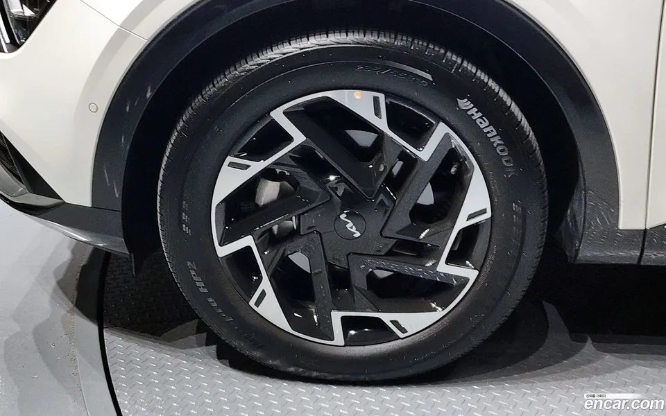 Kia Sportage 2.0 2WD 2022 — миниатюра 2