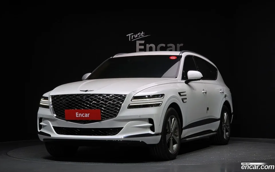Genesis GV80 2.5T AWD 2022 — фото 1, купить с доставкой в Москву
