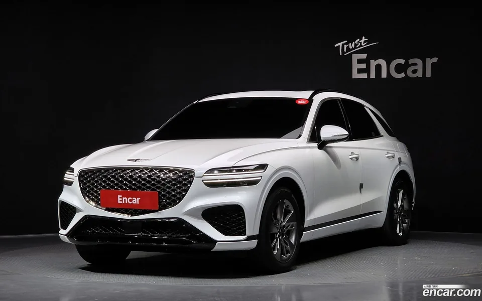 Genesis GV70 2.5T AWD 2022 — фото 1, купить с доставкой в Москву