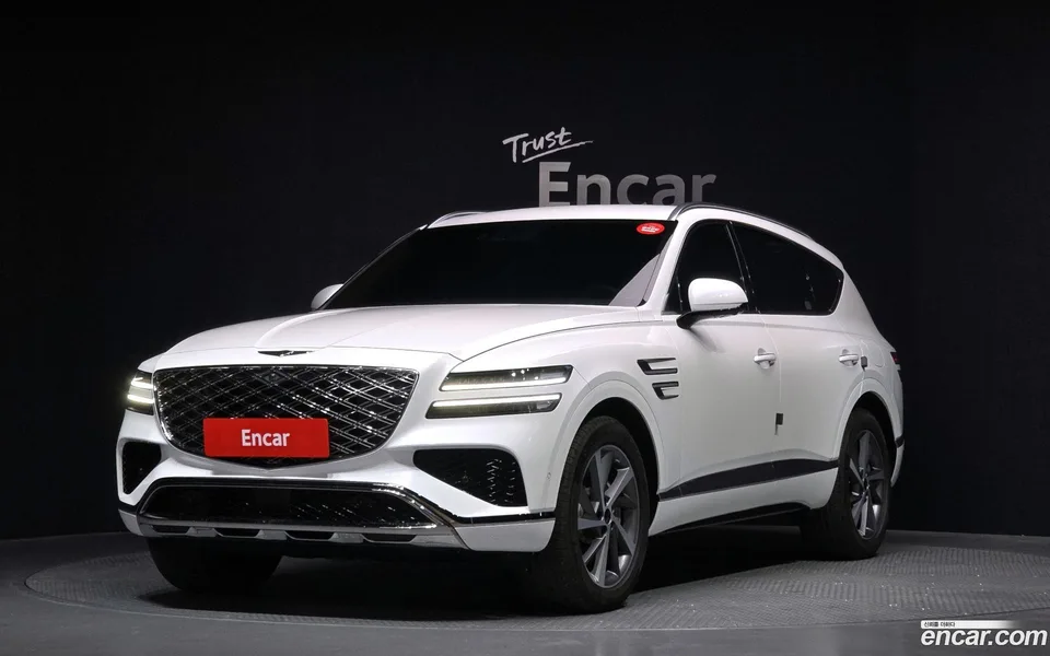 Genesis GV80 2.5T AWD 2023 — фото 1, купить с доставкой в Москву
