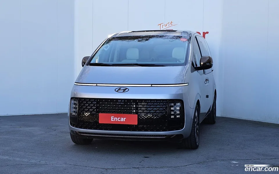 Hyundai Staria 4WD 9 2023 — миниатюра 3