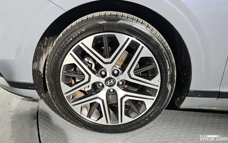 Hyundai Grandeur 3.5 LPG 2WD 2023 — миниатюра 5