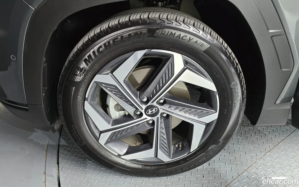 Hyundai Tucson 2.0 4WD 2023 — миниатюра 2