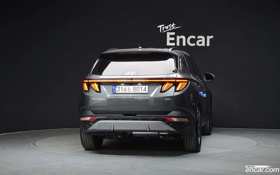 Hyundai Tucson 2.0 4WD 2023 — миниатюра 4