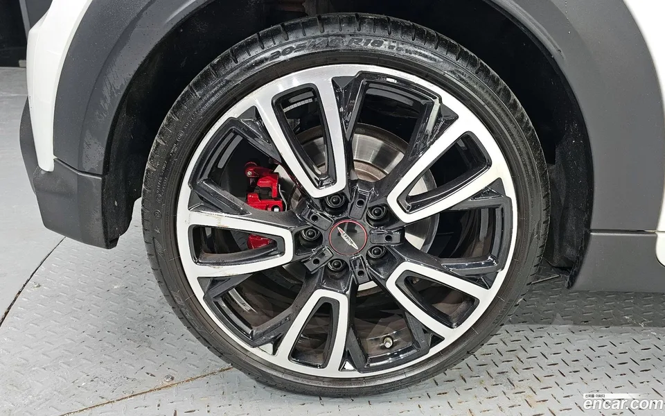 MINI Cooper S JCW 2024 — миниатюра 2