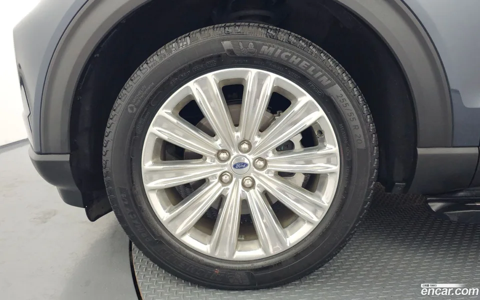Ford Explorer 2.3 4WD 2022 — миниатюра 2
