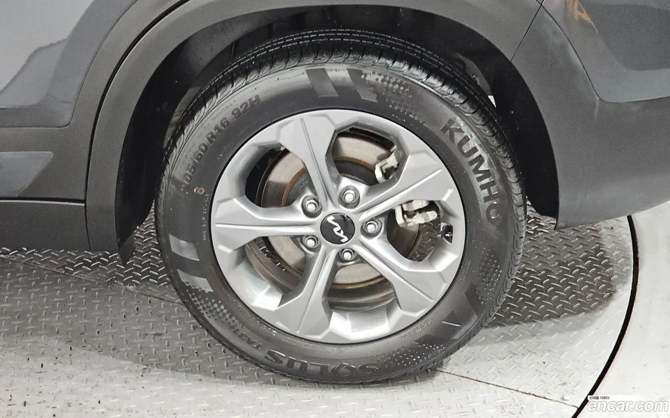 Kia Seltos 1.6 2WD 2024 — миниатюра 2
