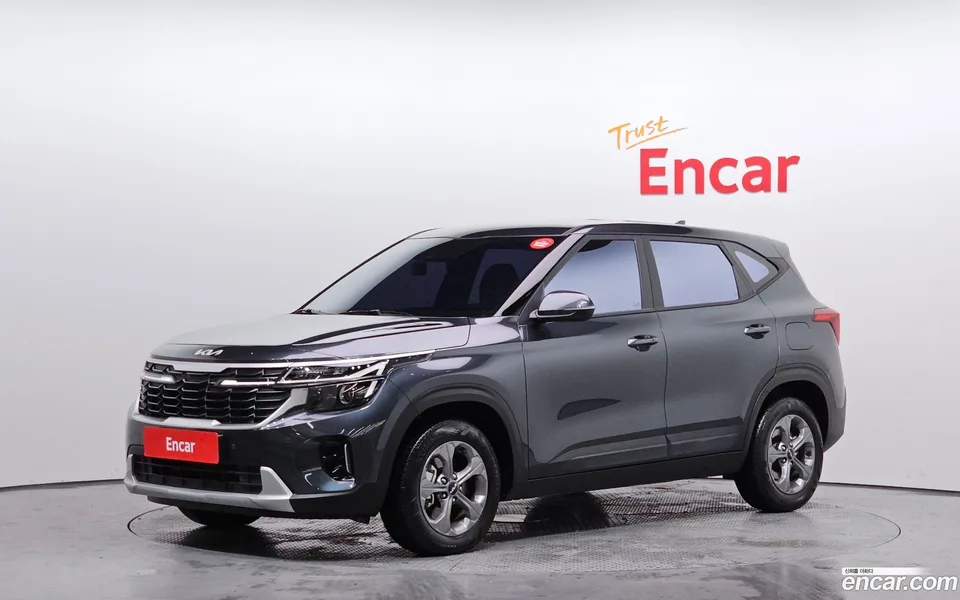 Kia Seltos 1.6 2WD 2024 — фото 1, купить с доставкой в Москву