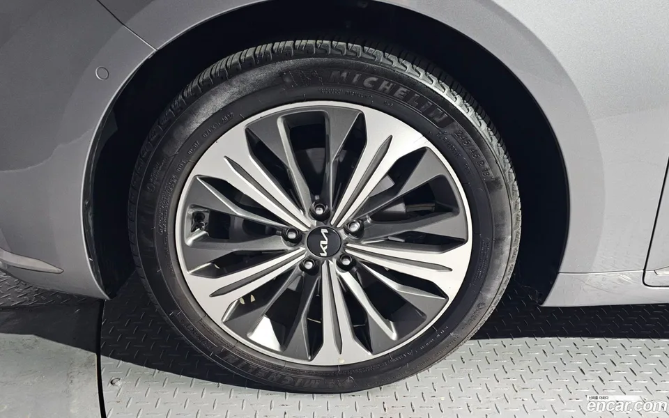 Kia K8 Hybrid 2022 — миниатюра 2