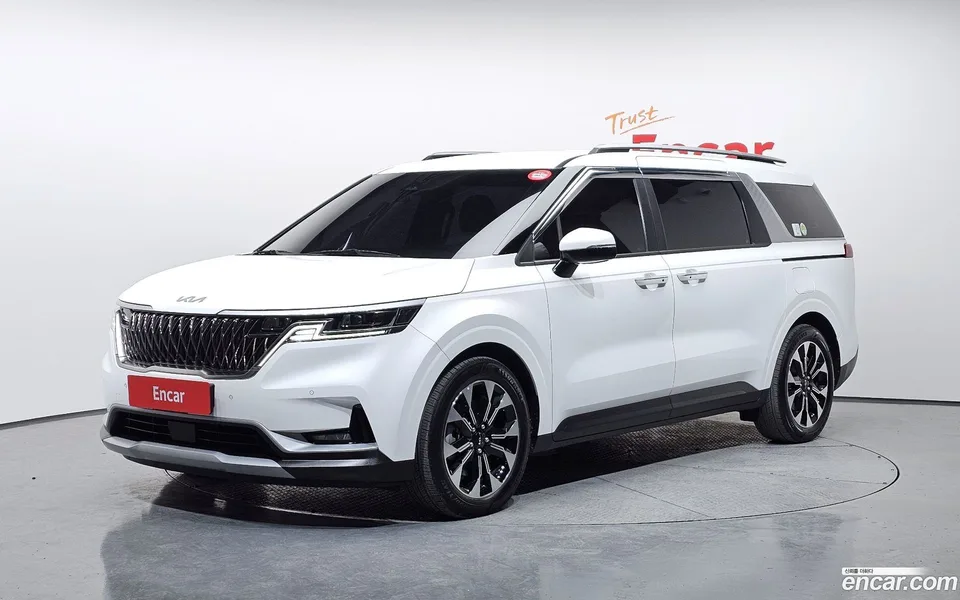 Kia Carnival 9 2022 — фото 1, купить с доставкой в Москву