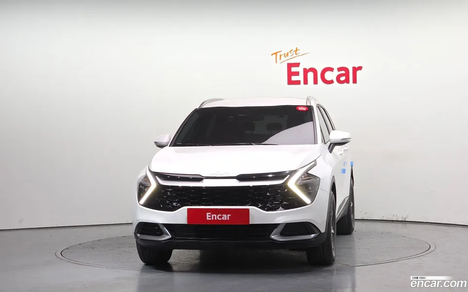 Kia Sportage Hybrid 2WD 2024 — миниатюра 3