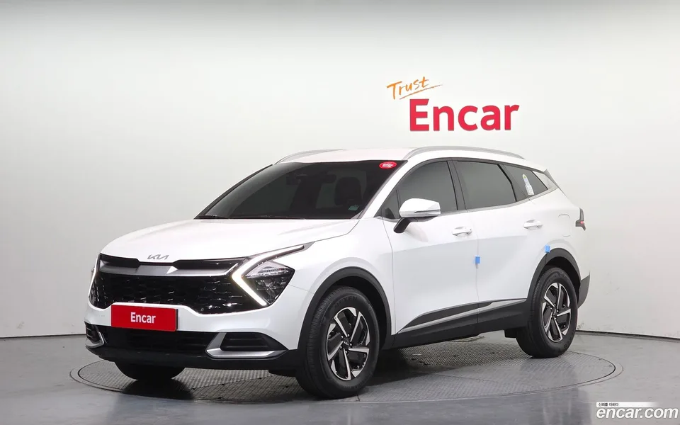 Kia Sportage Hybrid 2WD 2024 — фото 1, купить с доставкой в Москву