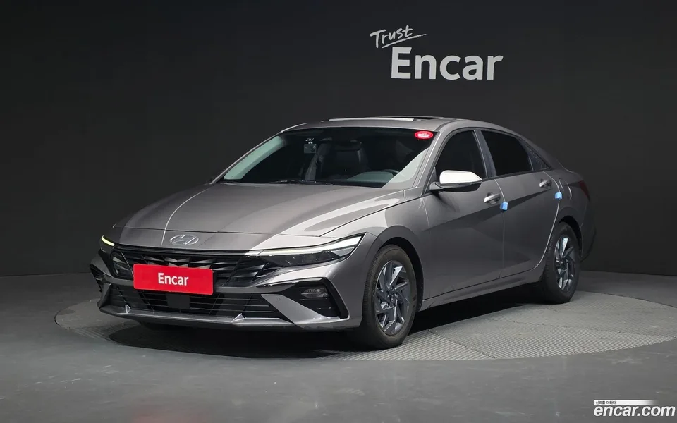 Hyundai Avante CN7 Hybrid 2023 — фото 1, купить с доставкой в Москву