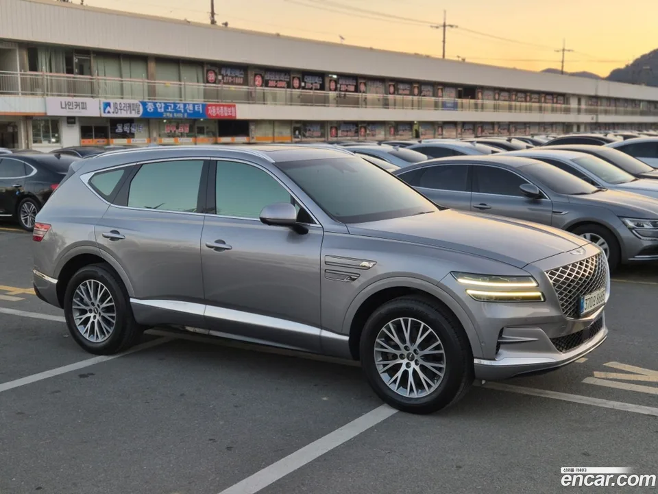 Genesis GV80 2.5T 2WD 2022 — миниатюра 3