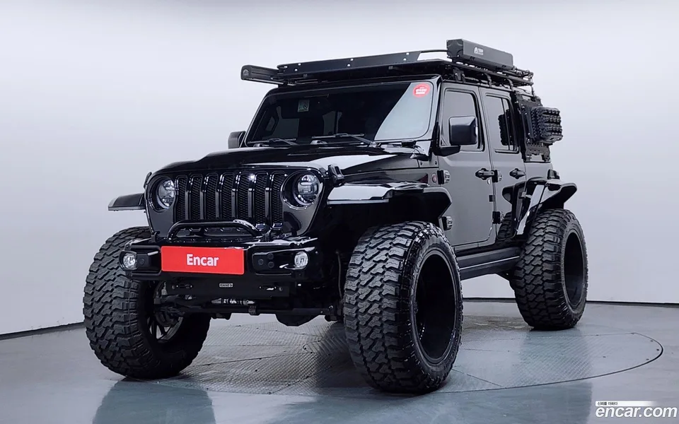Jeep Wrangler 2.0 4 2023 — фото 1, купить с доставкой в Москву