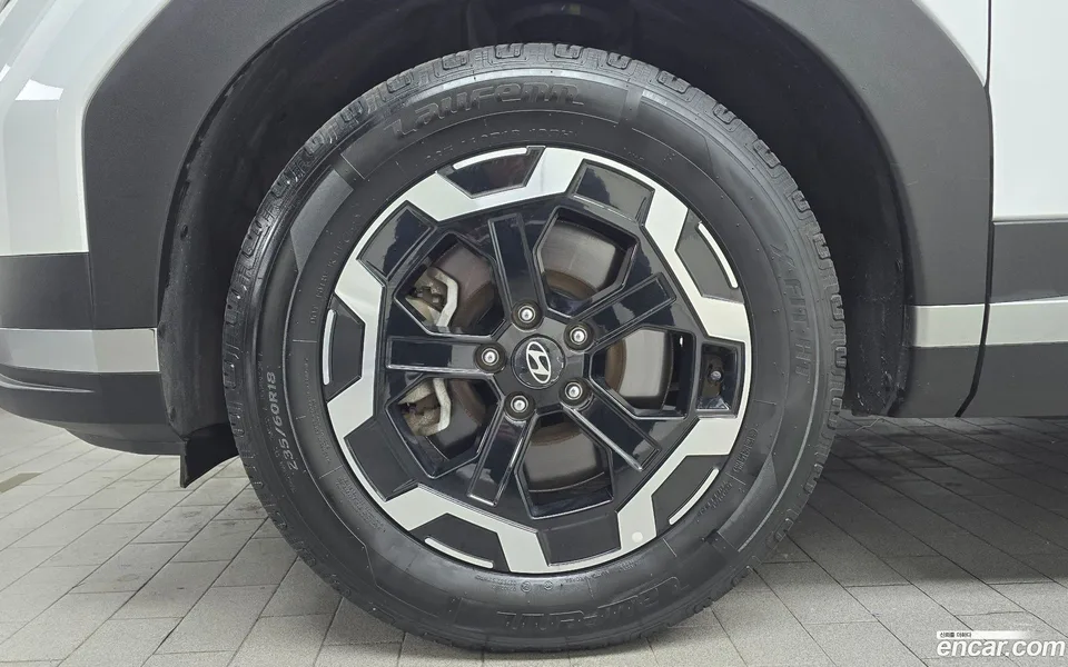 Hyundai SantaFe 2.5T 4WD 2023 — миниатюра 2