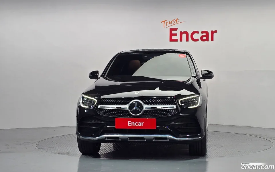 Mercedes-Benz GLC-Class GLC300e 4MATIC 2023 — миниатюра 3