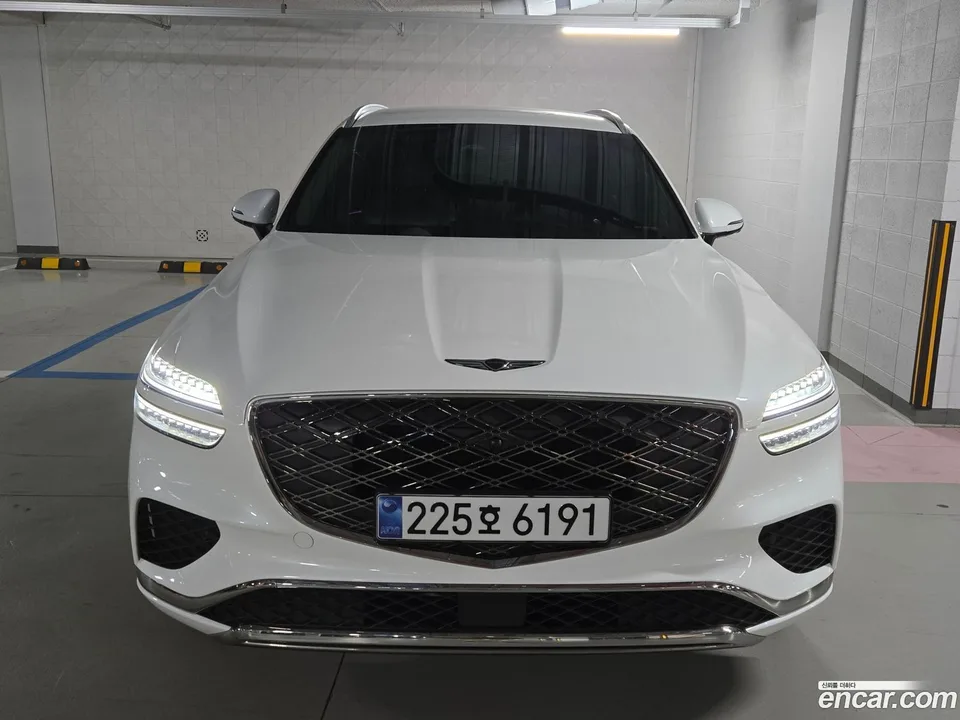 Genesis GV70 2.5T 2WD 2025 — миниатюра 2