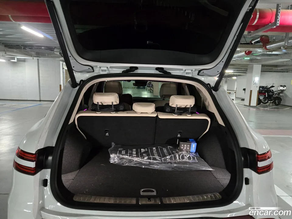 Genesis GV70 2.5T 2WD 2025 — миниатюра 5