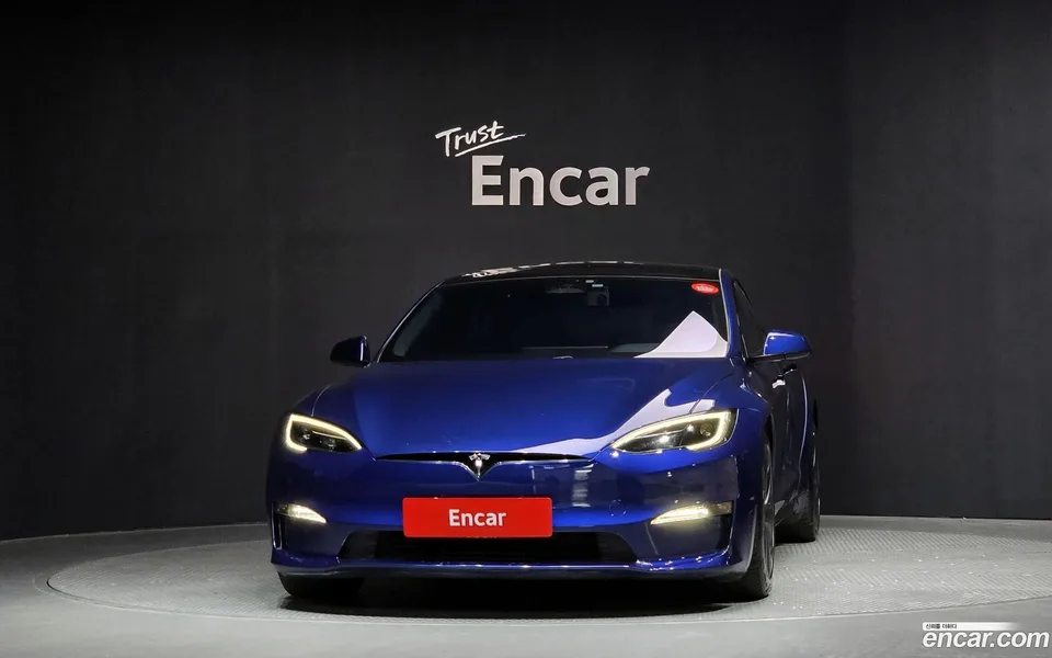 Tesla Model S 2023 — миниатюра 3