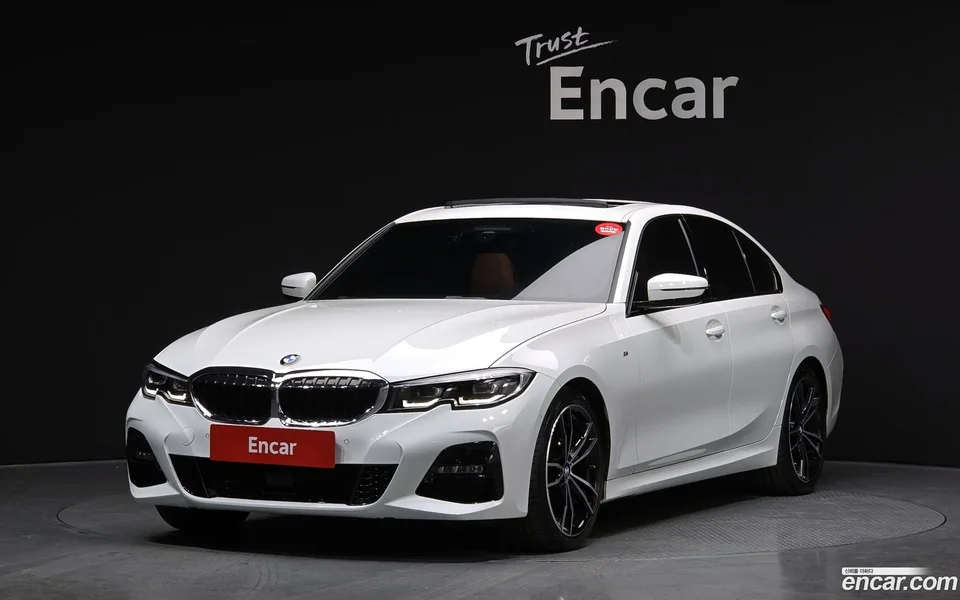 BMW 3 Series 320i M 2022 — фото 1, купить с доставкой в Москву
