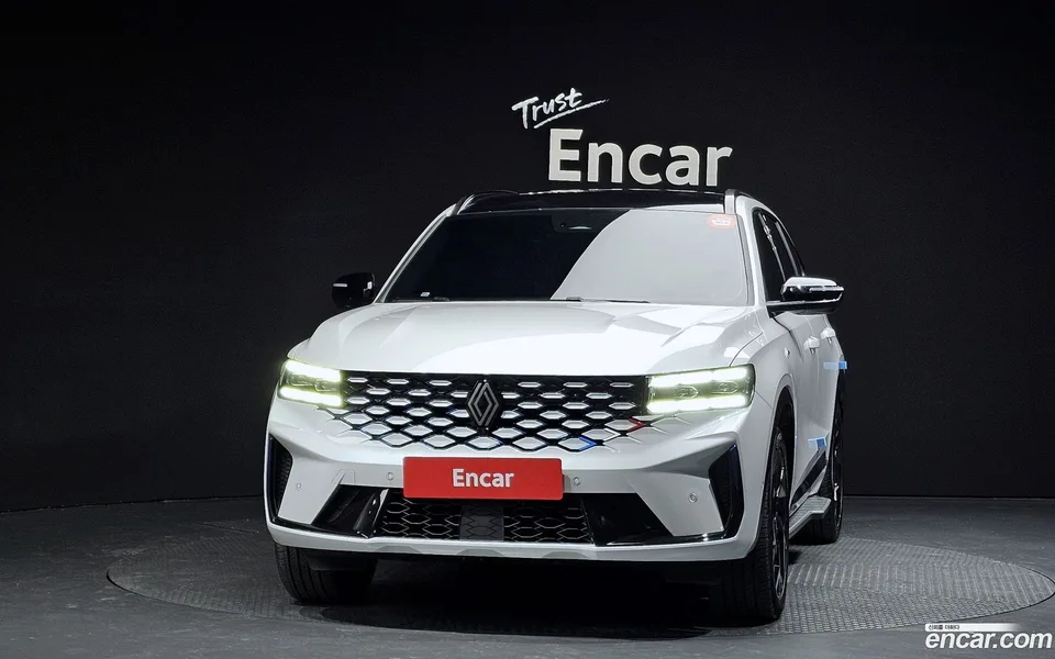 Renault Samsung Grand Koleos 1.5 E-TECH 2WD 2024 — миниатюра 3