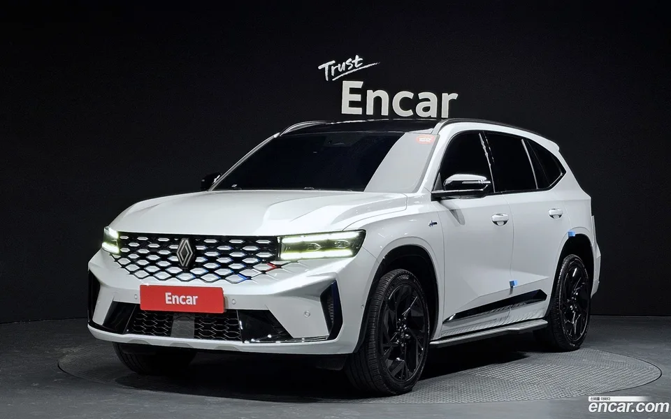 Renault Samsung Grand Koleos 1.5 E-TECH 2WD 2024 — фото 1, купить с доставкой в Москву