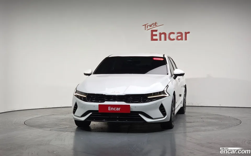 Kia K5 Hybrid 2023 — миниатюра 3