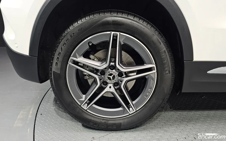 Mercedes-Benz GLA-Class GLA250 4MATIC 2022 — миниатюра 2