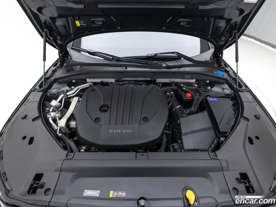 Volvo S90 B5 2024 — миниатюра 4