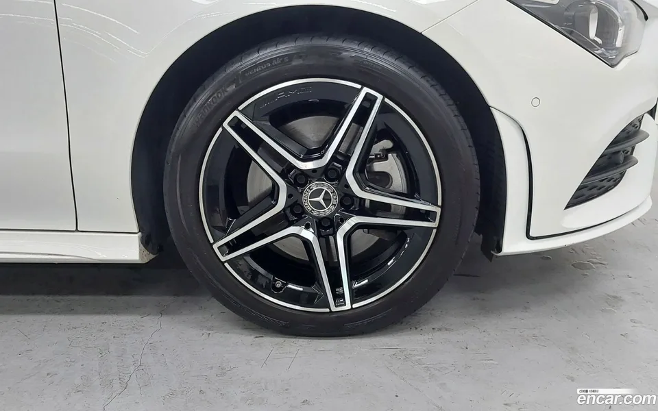 Mercedes-Benz CLA-Class CLA250 4MATIC 2023 — миниатюра 2