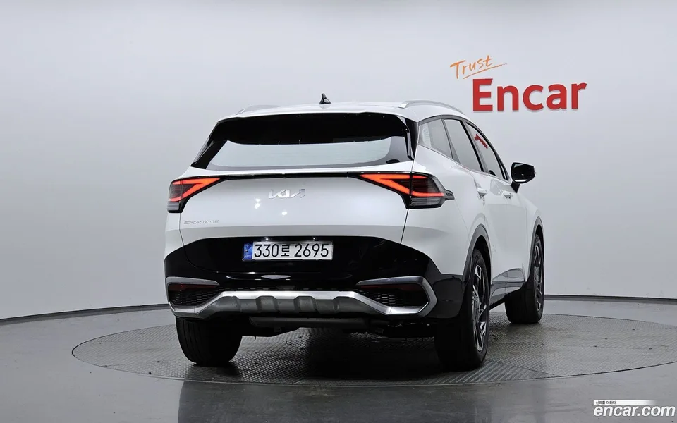 Kia Sportage 1.6 2WD 2022 — миниатюра 4