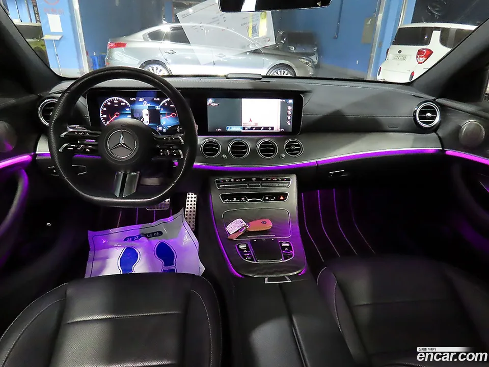 Mercedes-Benz E-Class E350 4MATIC AMG Line 2022 — миниатюра 5
