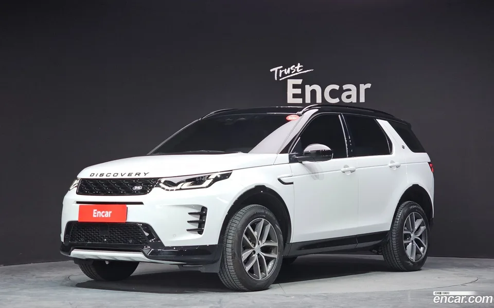 Land Rover Discovery Sport P250 SE 2025 — фото 1, купить с доставкой в Москву