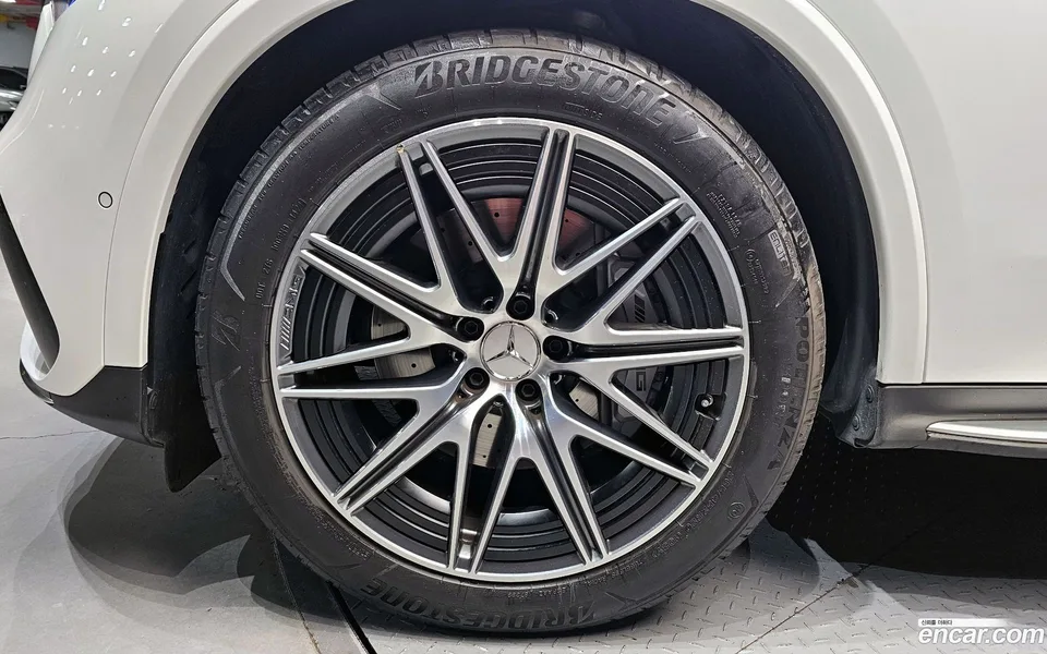 Mercedes-Benz GLC-Class AMG GLC43 4MATIC 2024 — миниатюра 2