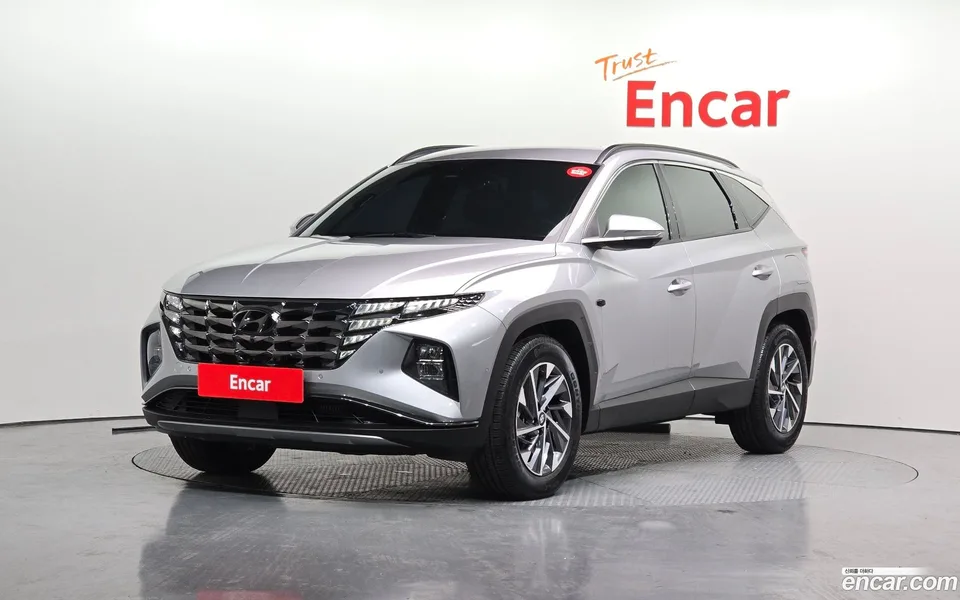 Hyundai Tucson Hybrid 2WD 2022 — фото 1, купить с доставкой в Москву