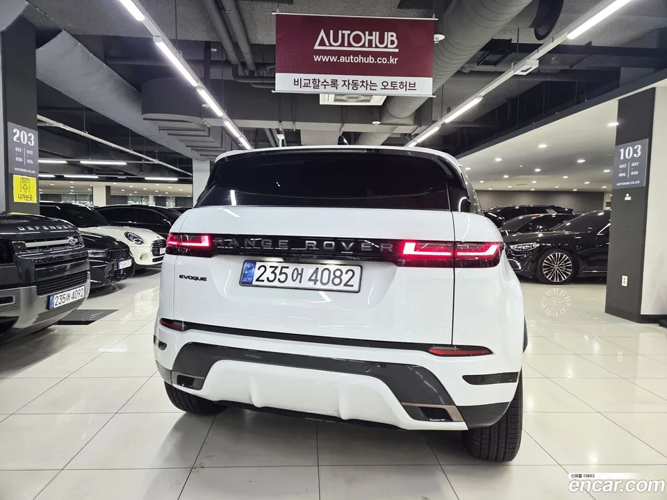 Land Rover Range Rover Evoque P250 SE 2025 — миниатюра 3