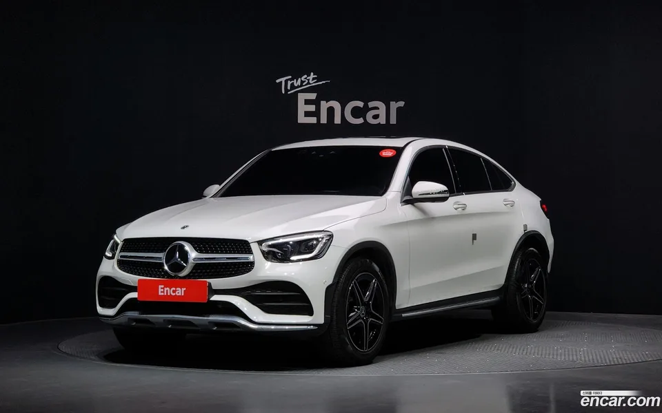 Mercedes-Benz GLC-Class GLC300 4MATIC 2023 — photo 1, buy with delivery to Moscow
