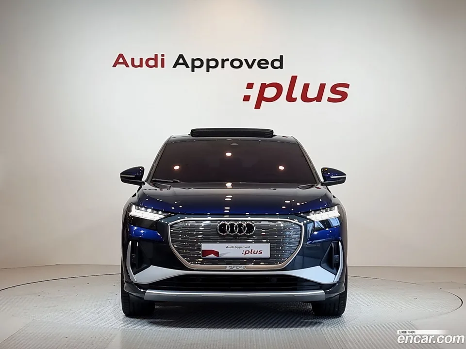Audi Q4 e-tron 40 2023 — миниатюра 3