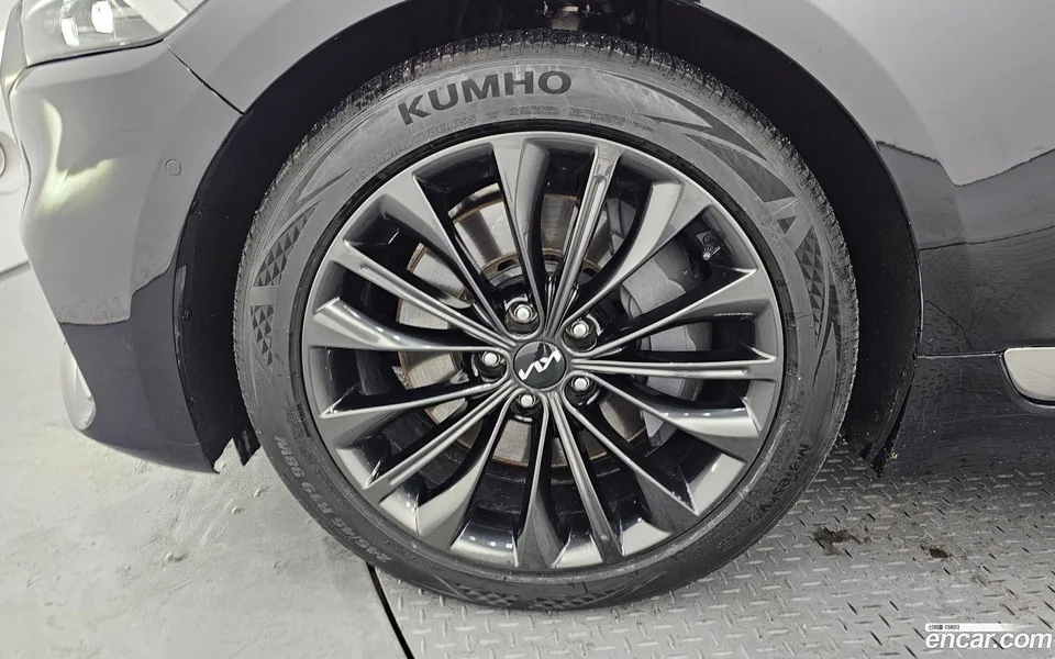 Kia K9 3.8 GDI AWD 2024 — миниатюра 2